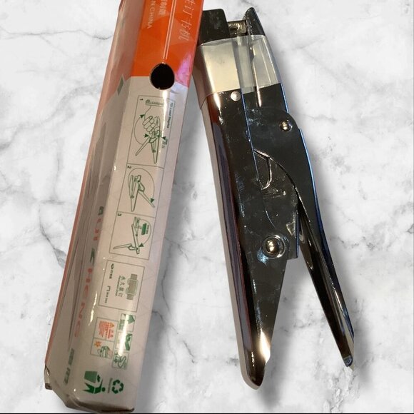 HuiSheng HS823 Heavy-Duty Metal Handheld Manual Hand Stapler For Office & School - Picture 5 of 10